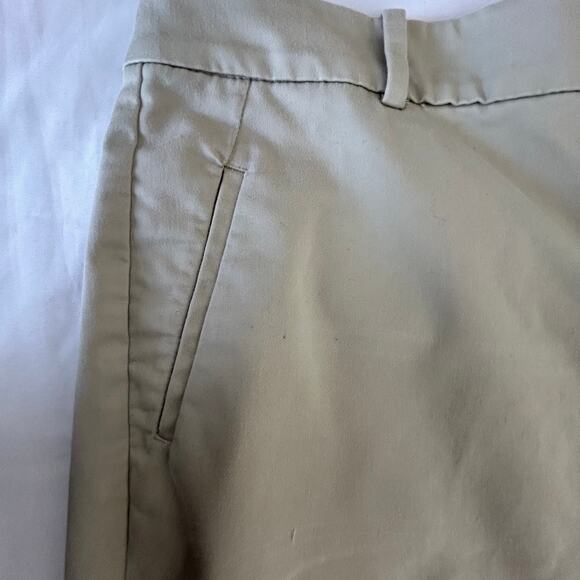 Dockers women's Size 8 34x20 capri Khaki cream beige  stretch - Picture 5 of 14